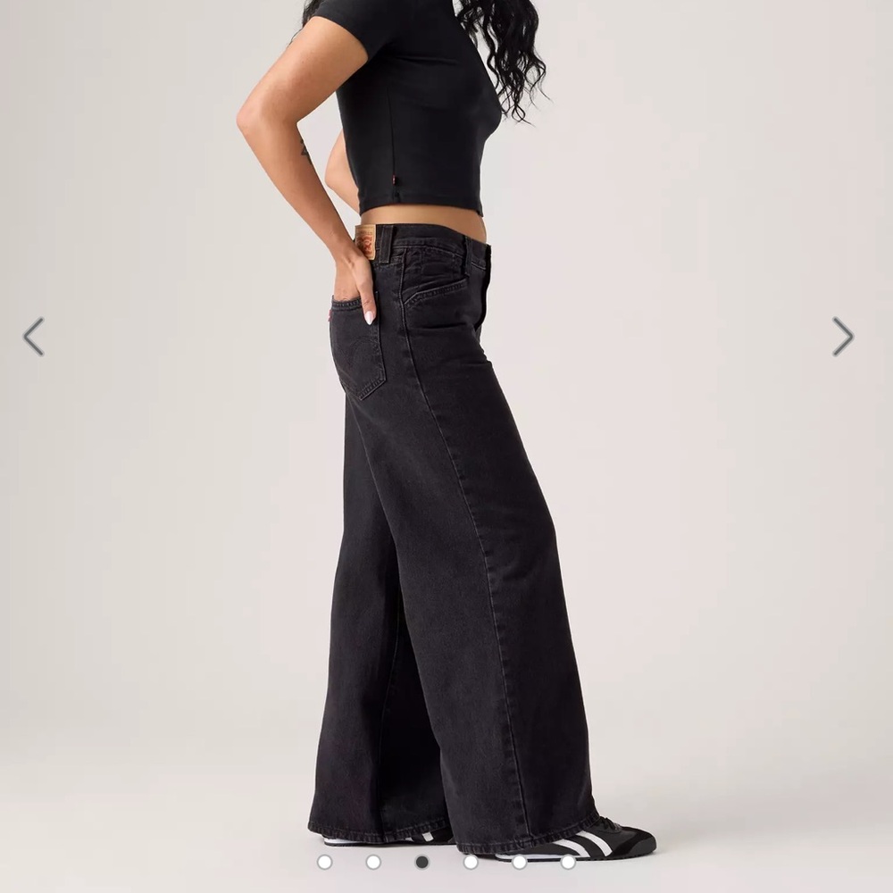 Levi's Women's Dark Wide-Leg Jeans NWT